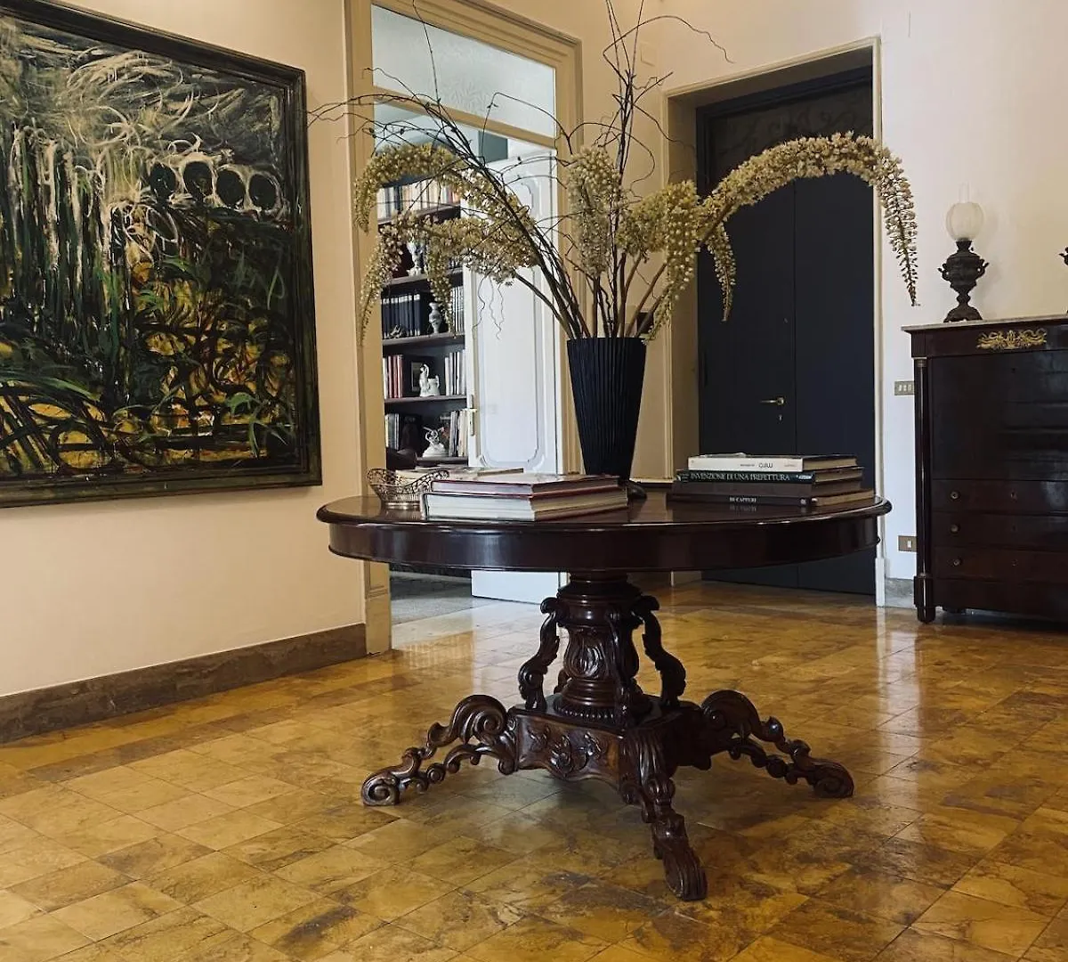 The House Of Paintings La Casa Dei Quadri Villa Palermo Italy